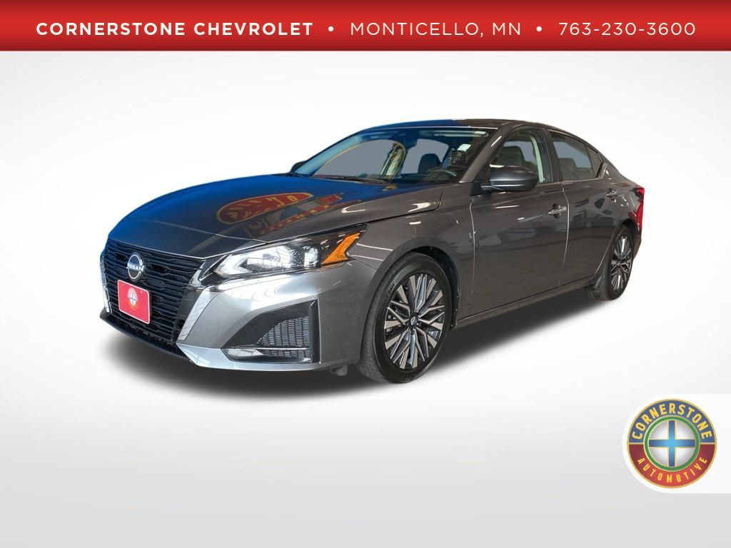 Gray (Gun Metallic) 2024 Nissan Altima Sedan Front-Wheel Drive Continuously Variable Transmission