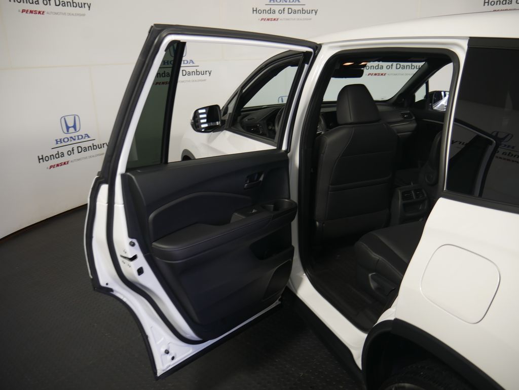 Thumbnail: 2022 Honda Passport - 9