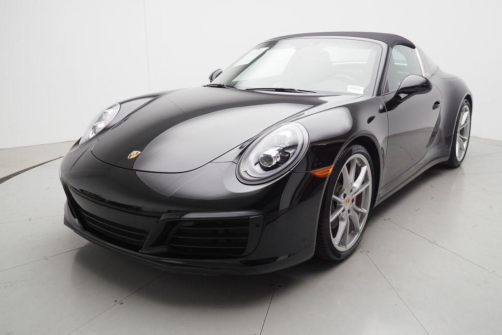 Thumbnail: 2019 Porsche 911 - 1