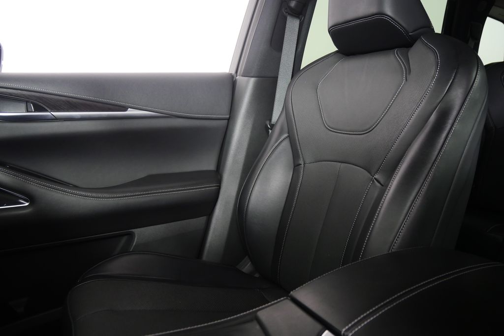 Thumbnail: 2022 INFINITI QX60 - 29