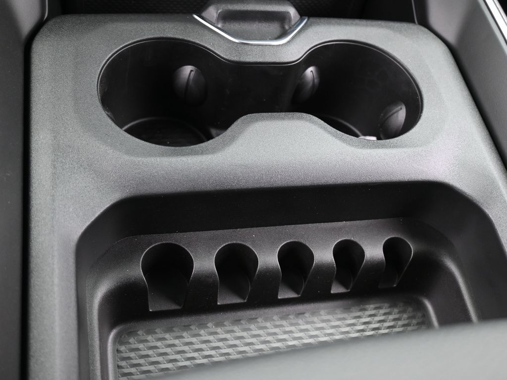 New 2026 Diamond Black Crystal Pearlcoat Ram Big Horn image 22