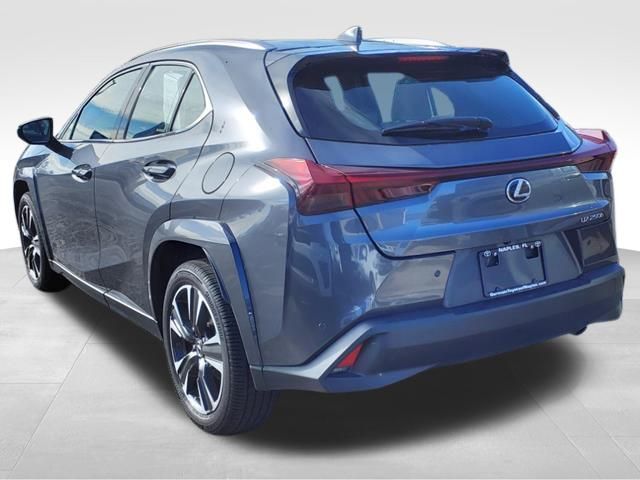 2024 Lexus UX 250h Premium 5