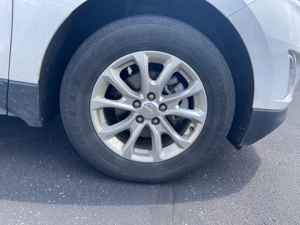 Thumbnail: 2020 Chevrolet Equinox - 9