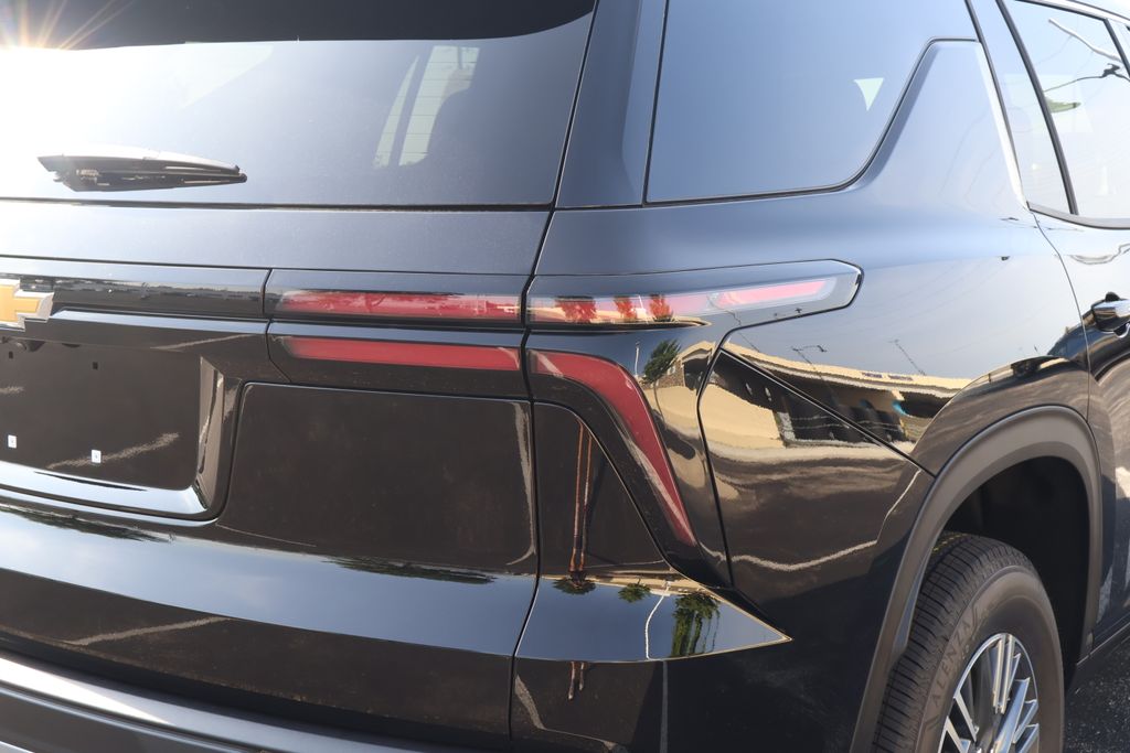 Thumbnail: 2026 Chevrolet Traverse - 9