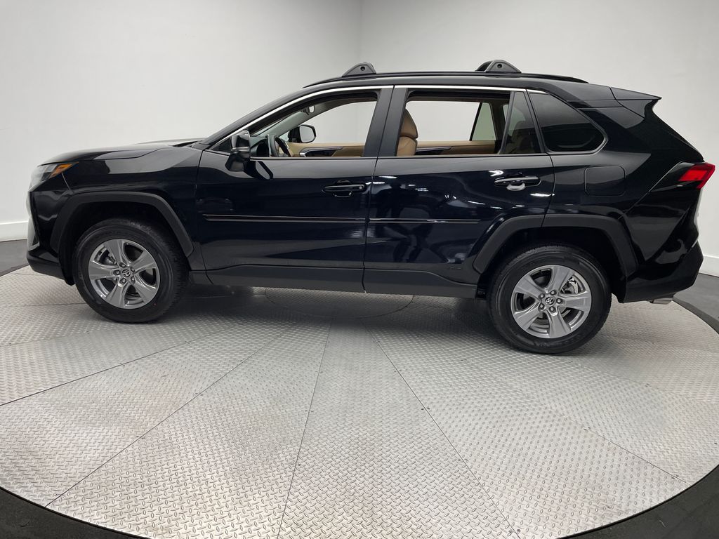 Thumbnail: 2025 Toyota RAV4 - 8