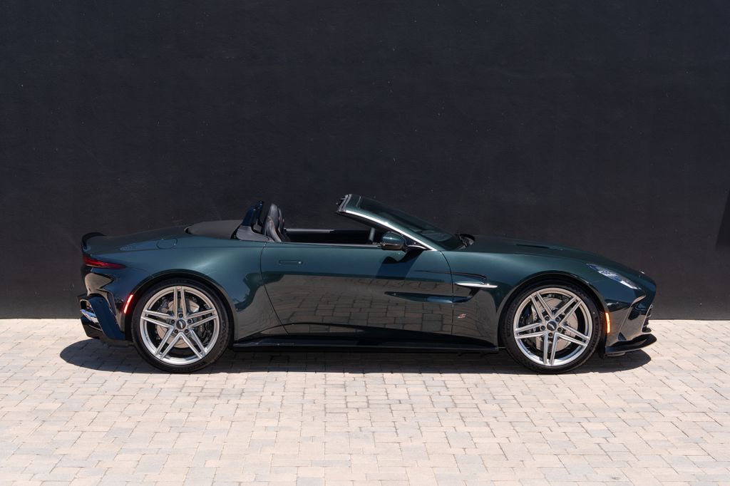 Aston Martin 2026 Vantage S