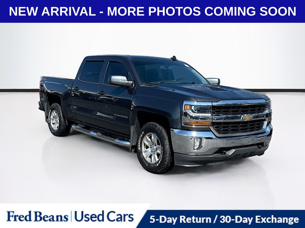 Gray (Graphite Metallic) 2018 Chevrolet Silverado 1500 LT Crew Cab 4WD Pickup Truck Four-Wheel Drive 6-Speed Automatic Overdrive