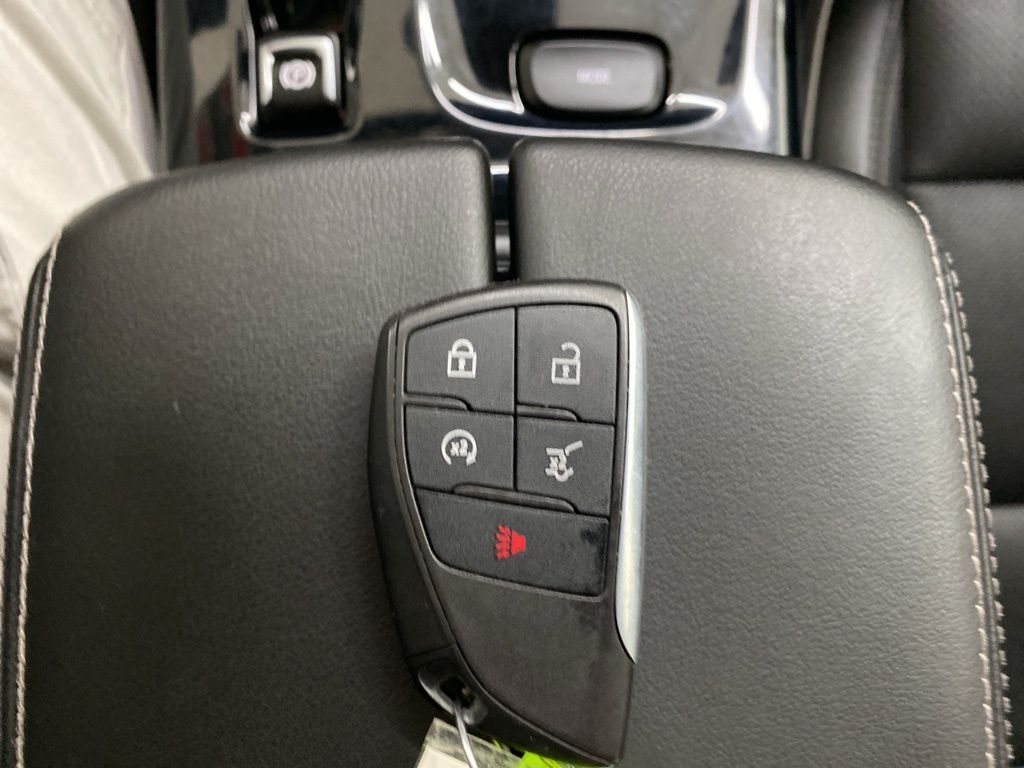 2021 Buick Envision Essence photo