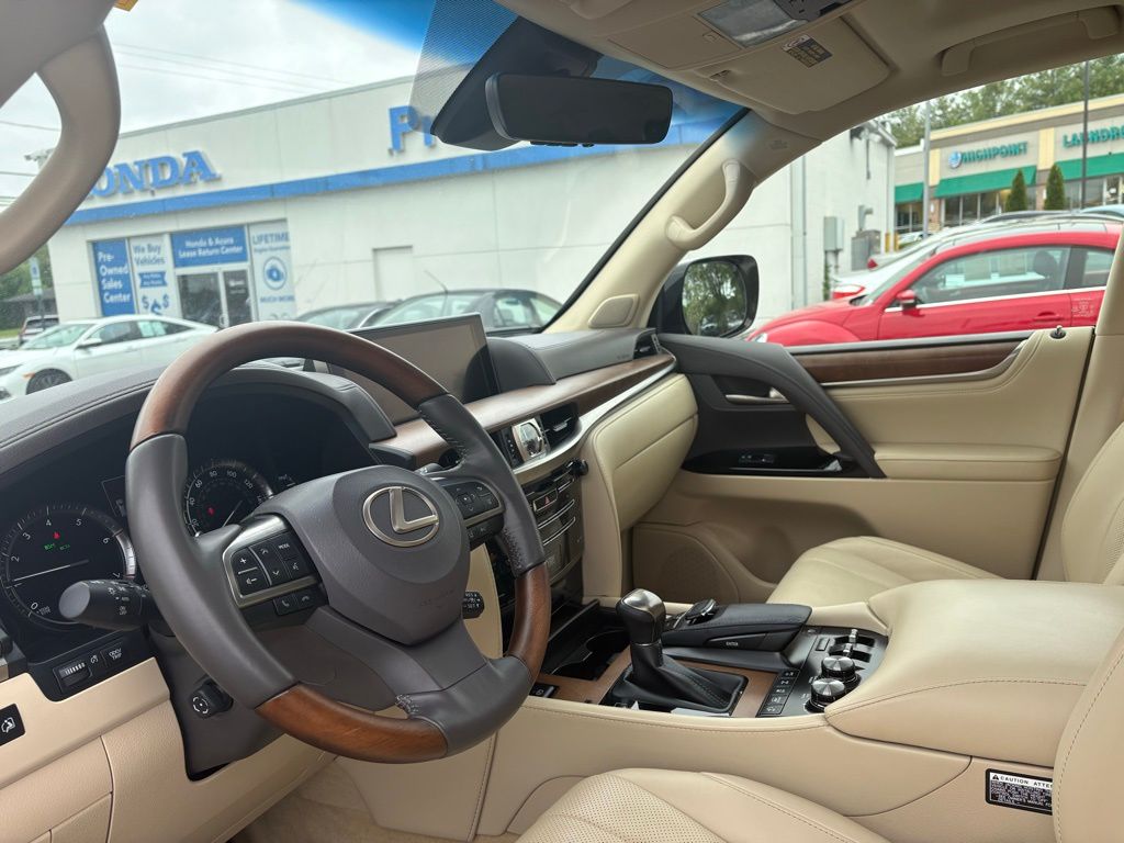 2020 Lexus LX 570 Two-Row