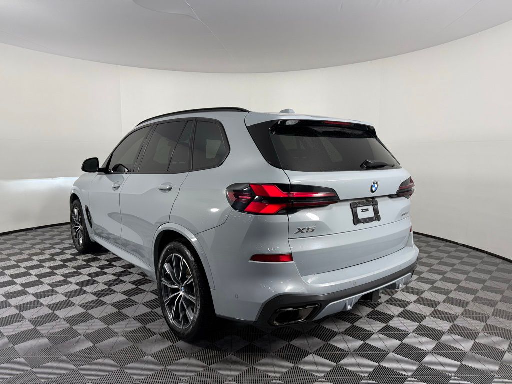 Thumbnail: 2024 BMW X5 - 7