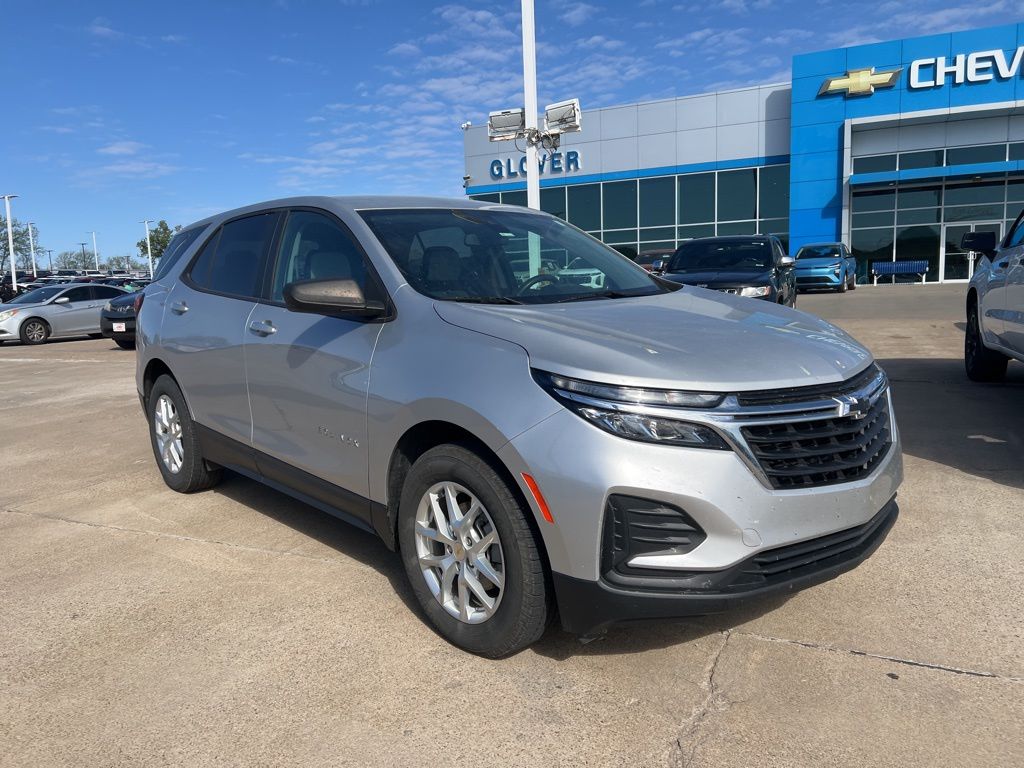 View vehicle photo 2