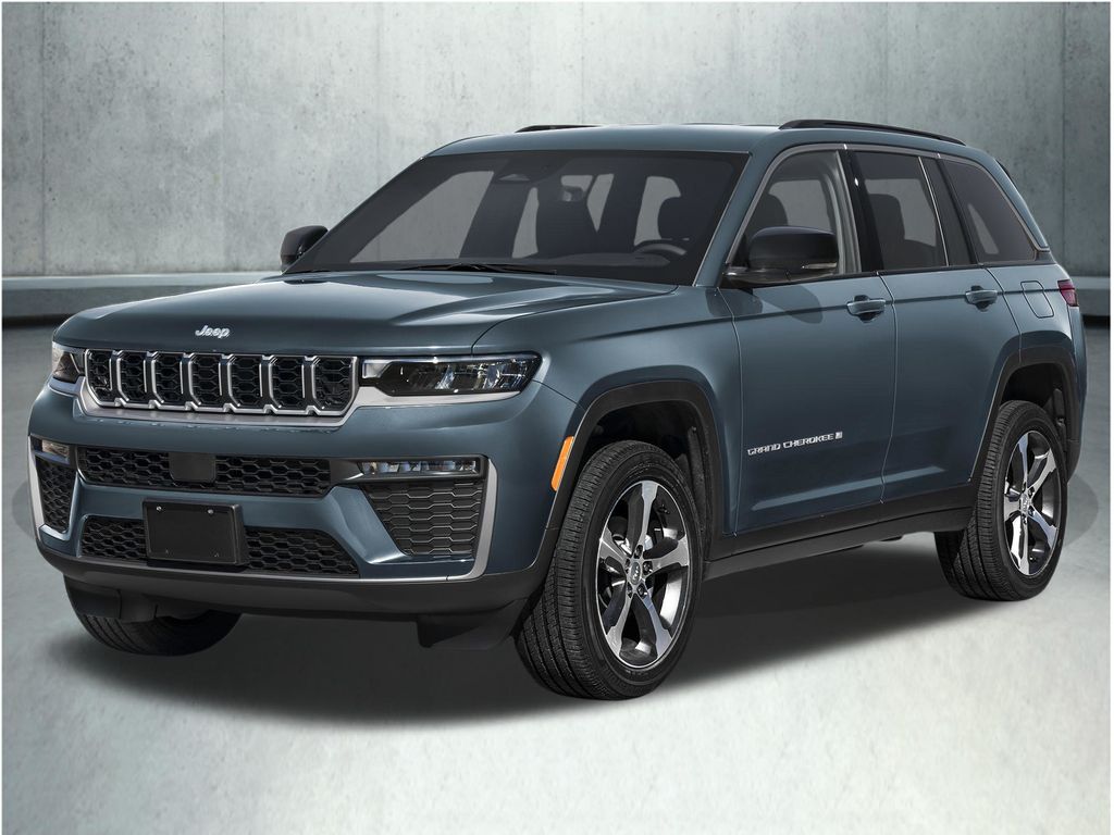 2026 Jeep Grand Cherokee Summit 4x4's photo