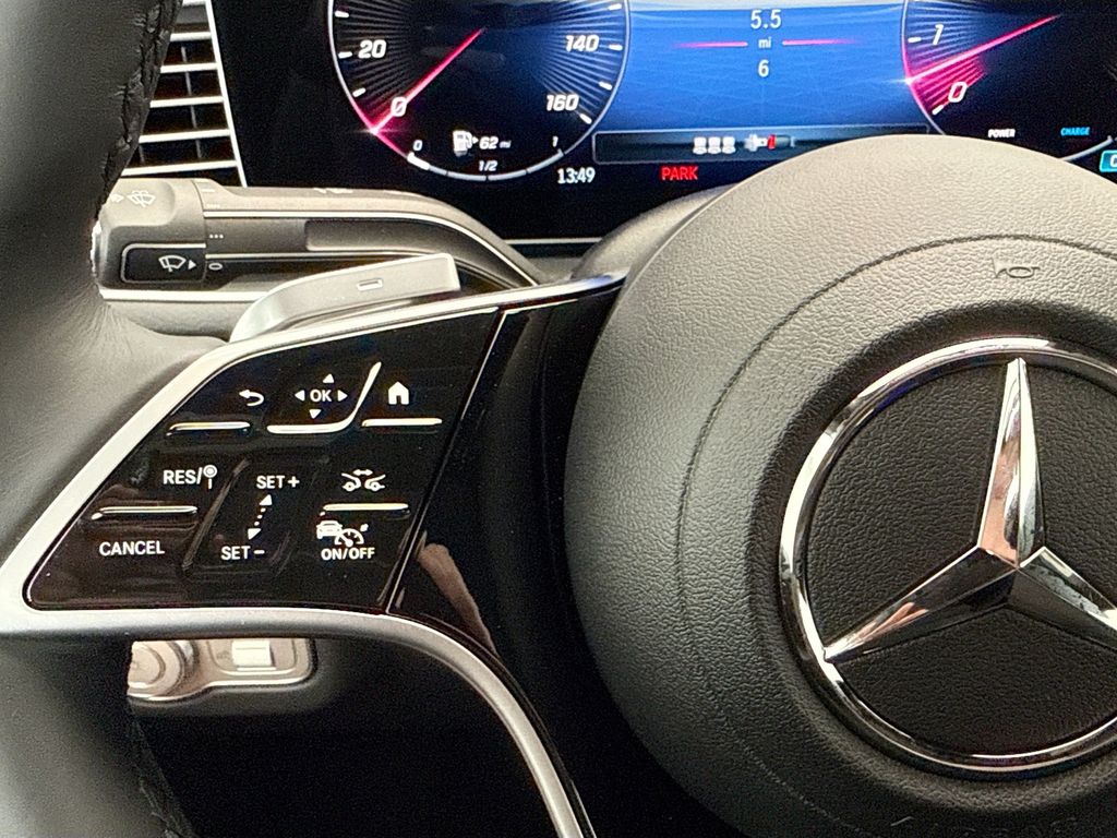 Thumbnail: 2026 Mercedes-Benz GLE - 11