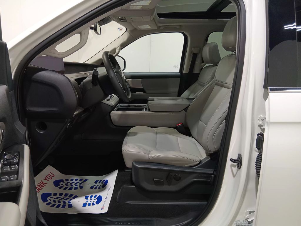 2025 Ford Expedition Active MAX