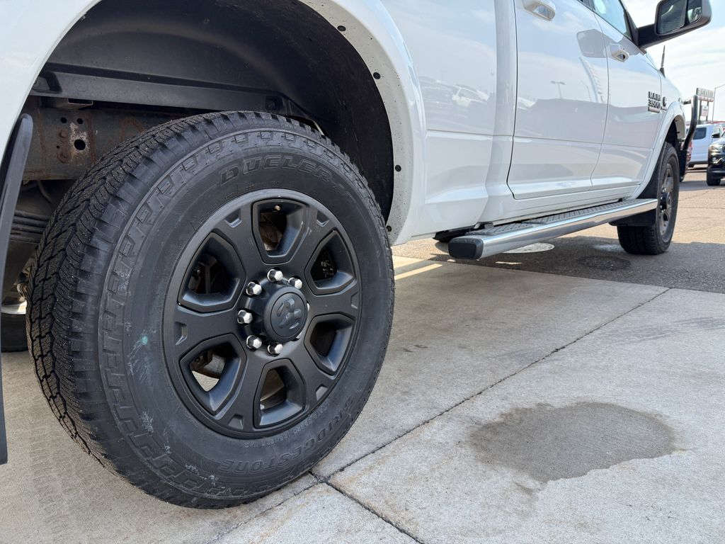 Used 2018 White Ram Laramie image 20