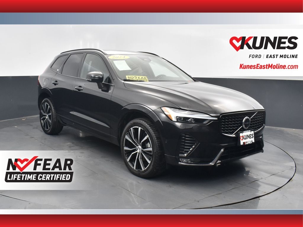 2024 Volvo XC60 B5 Plus Dark Theme AWD