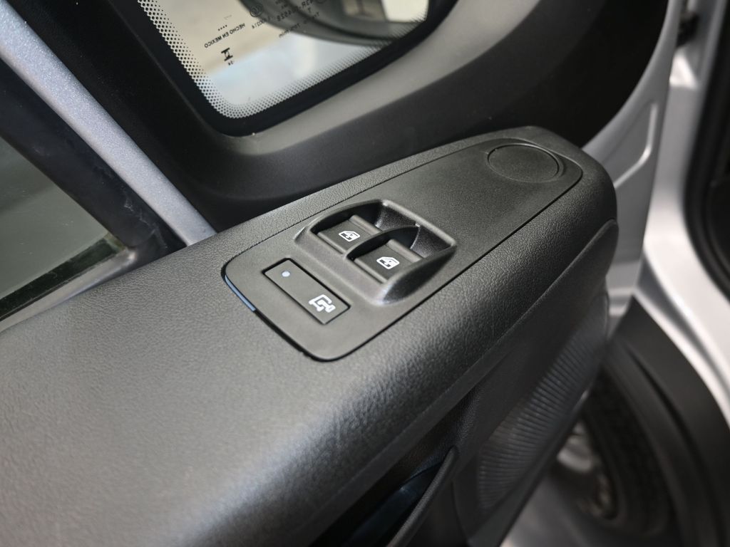 Used 2025 Bright Silver Metallic Clearcoat Ram Base image 12