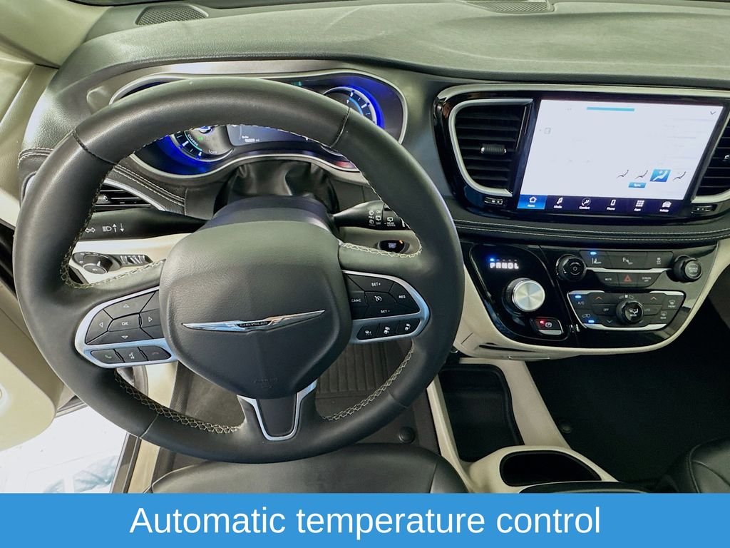 Used Car 2023 Chrysler Pacifica Hybrid  Touring L For Sale Under $20,000 In Austin, Texas