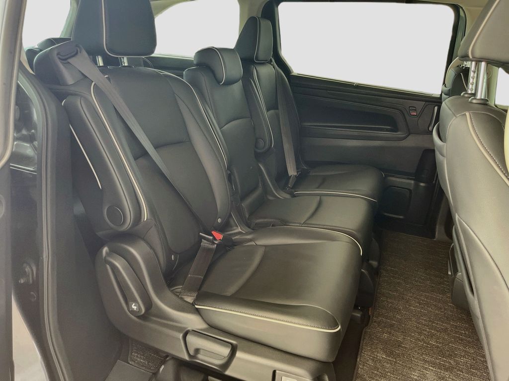 Used 2025 Gray Honda Touring image 26