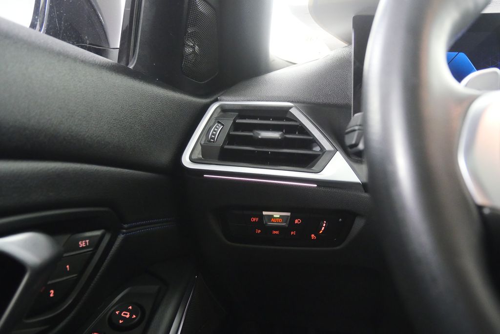 Thumbnail: 2023 BMW 3 Series - 20