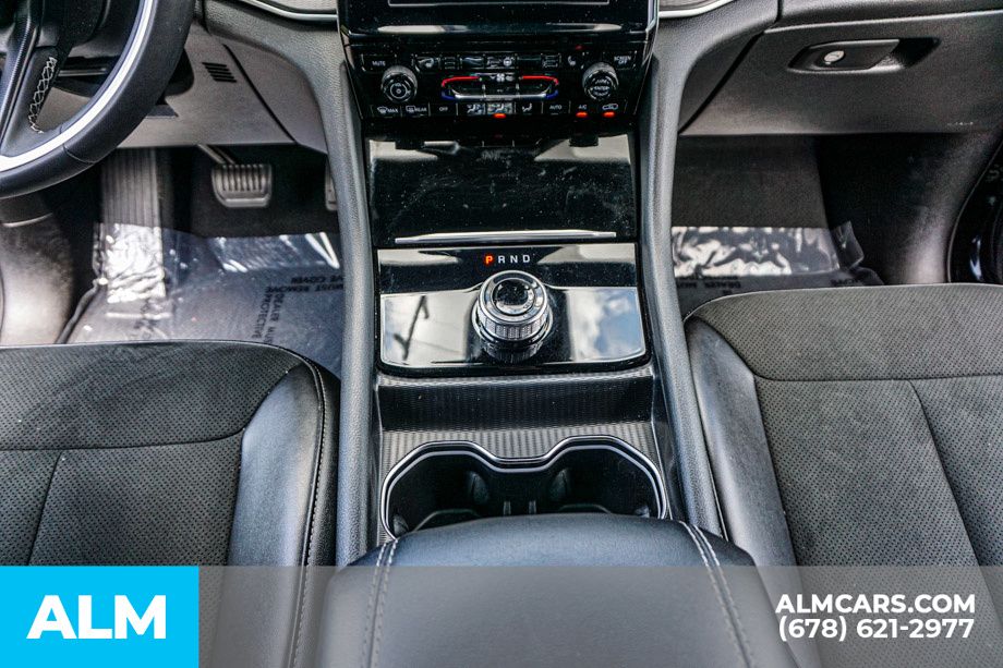 Used 2025 Black Jeep Altitude image 41