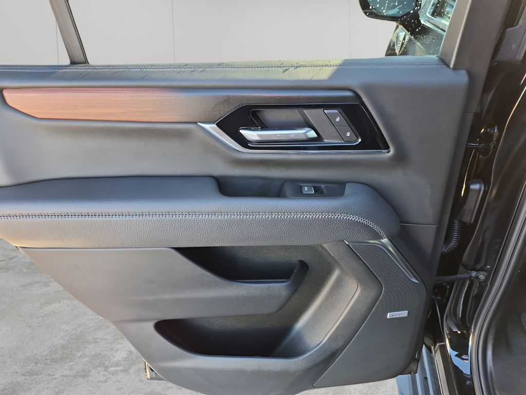 Used Car 2025 Gmc Yukon  Denali For Sale Under $80,000 In Austin, Texas