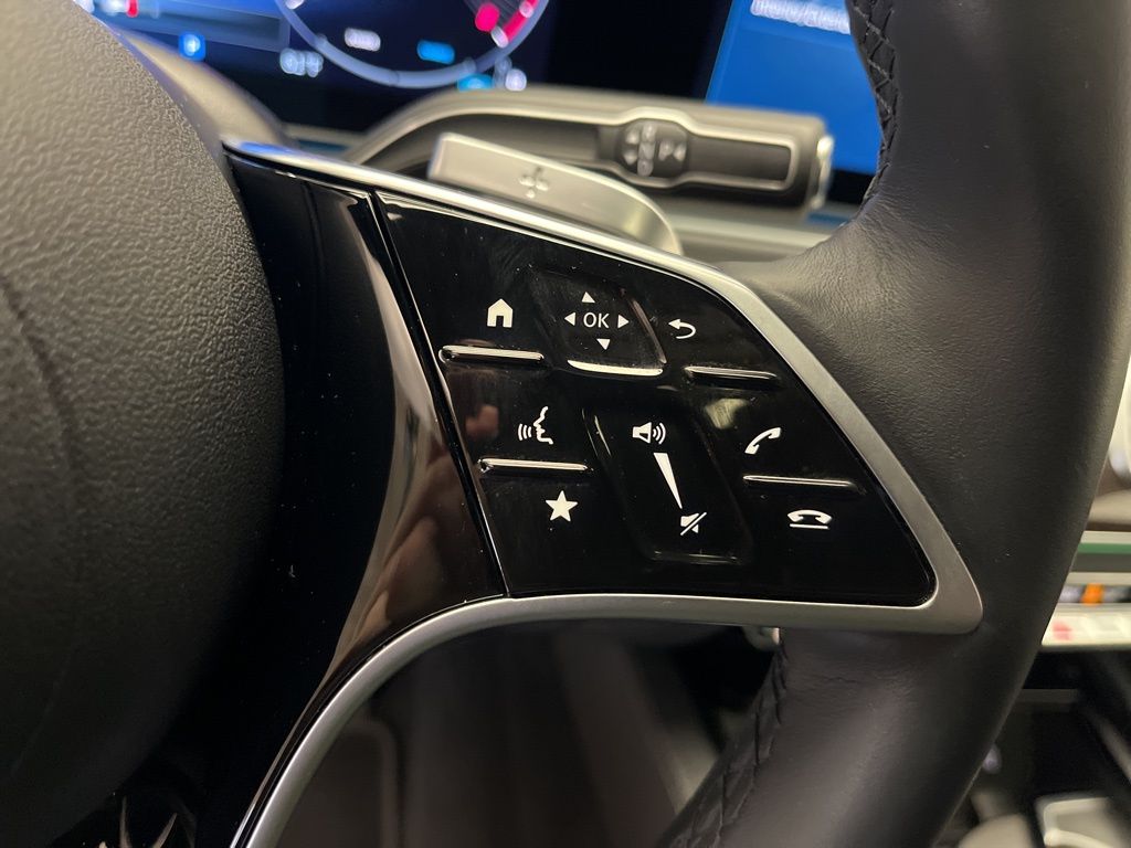 Thumbnail: 2025 Mercedes-Benz GLE - 16