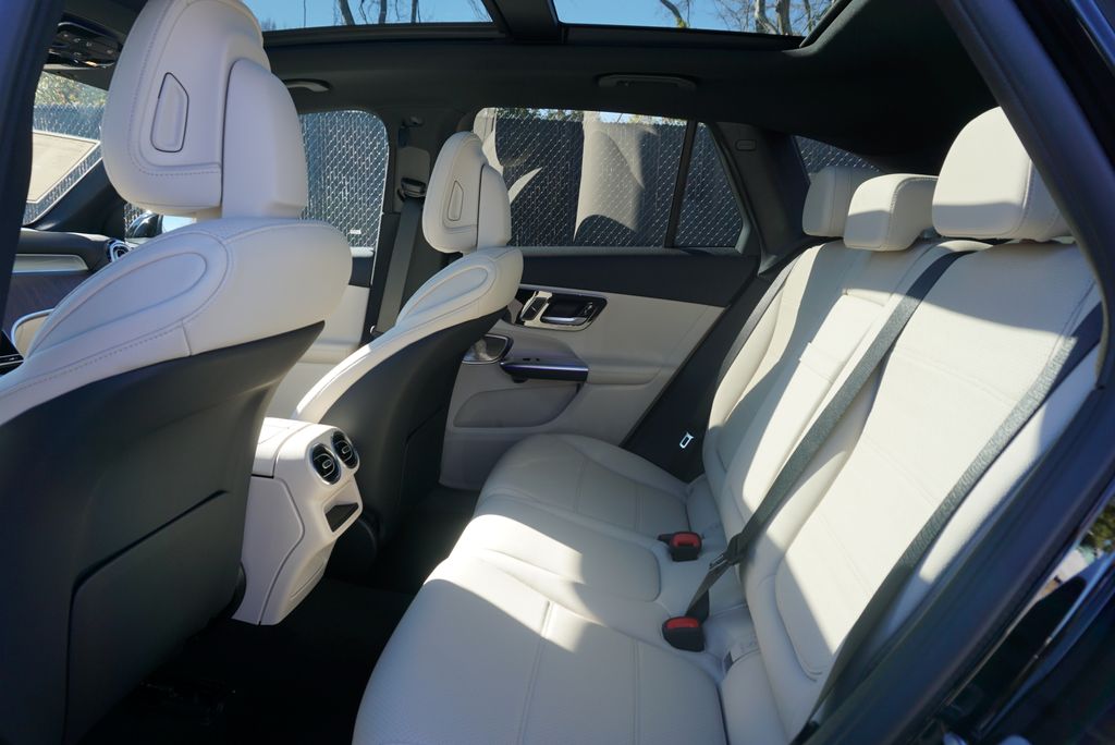 Thumbnail: 2026 Mercedes-Benz GLC - 13