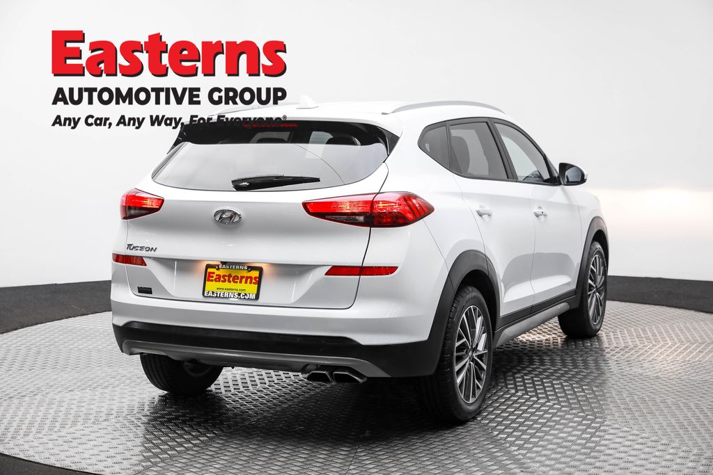 Used 2021 White Hyundai SEL image 5
