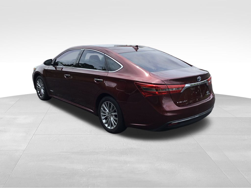 2016 Toyota Avalon Limited 4