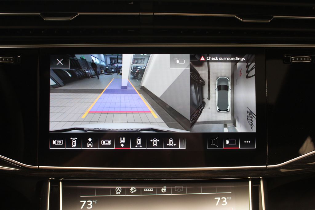 Thumbnail: 2026 Audi Q7 - 26