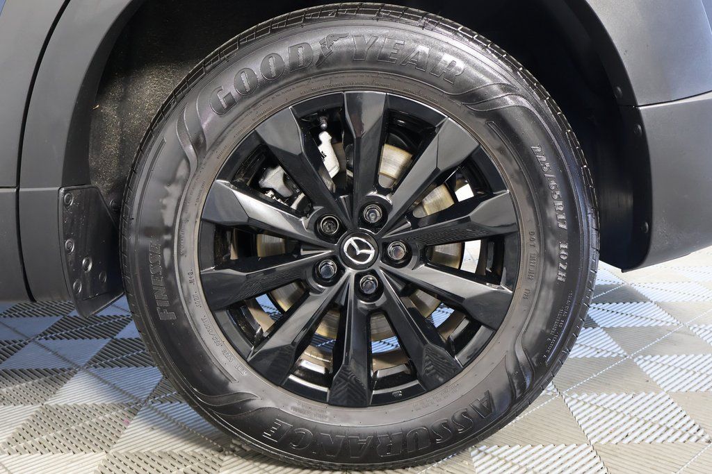 Thumbnail: 2025 Mazda CX-50 - 17