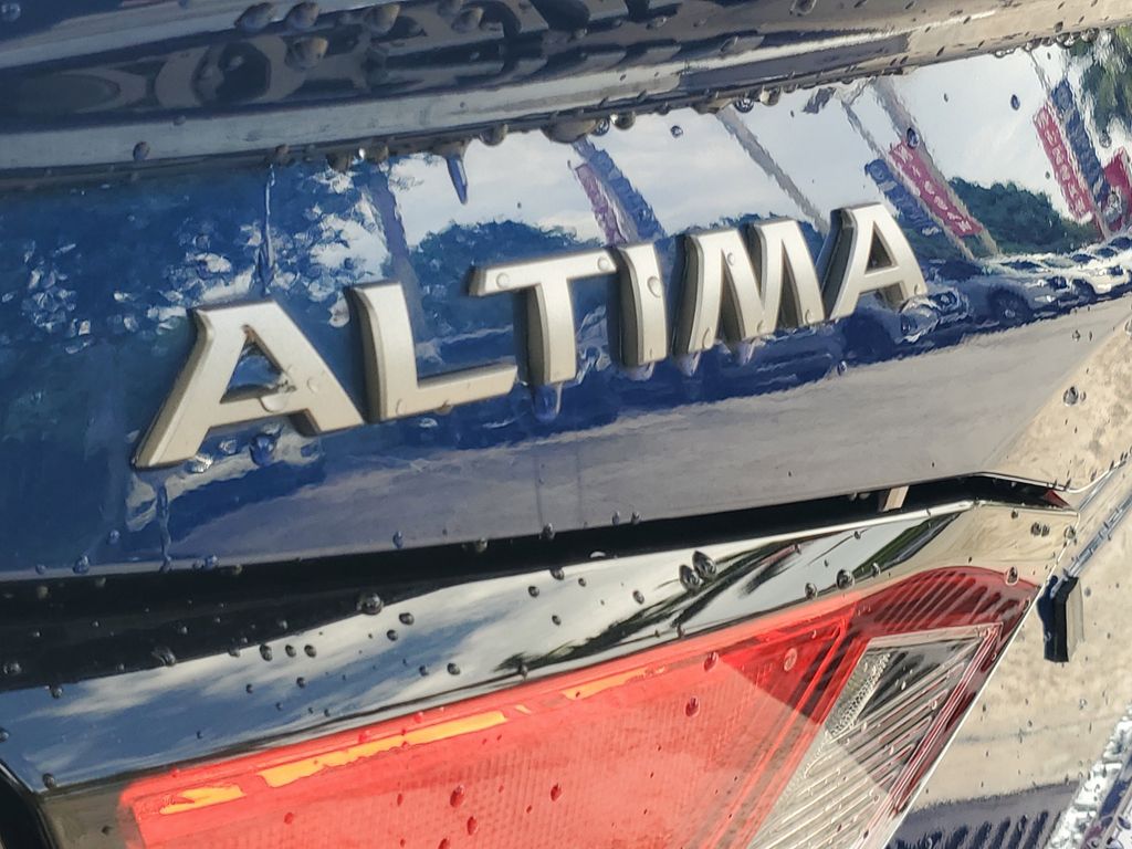 used 2023 Nissan Altima car, priced at $21,895