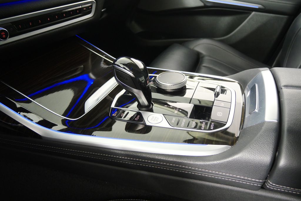 Thumbnail: 2020 BMW X7 - 29