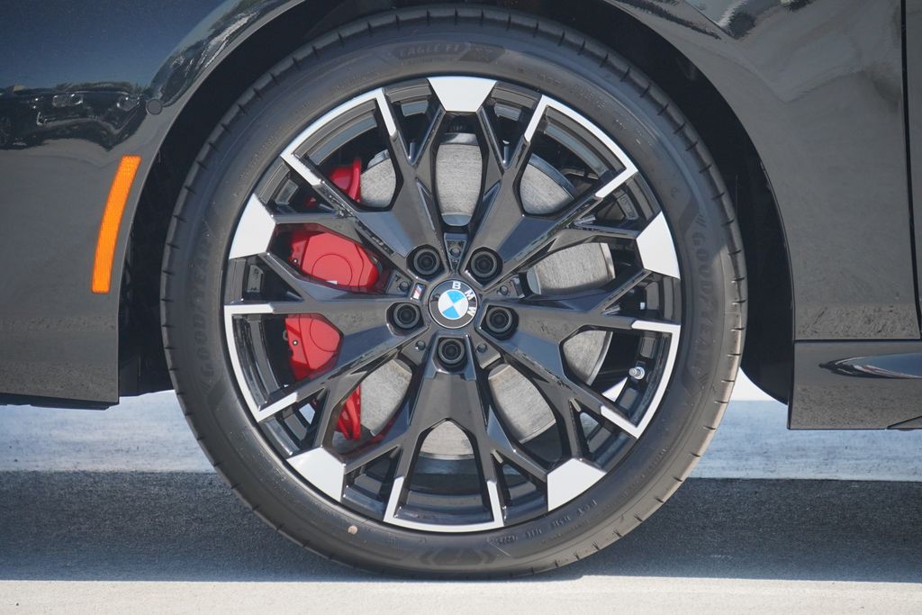 2025 BMW 2 Series M235i xDrive 5