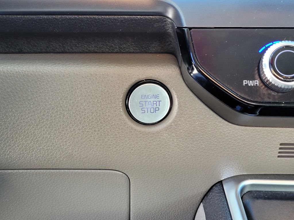Used 2025 Blue Kia LXS image 23