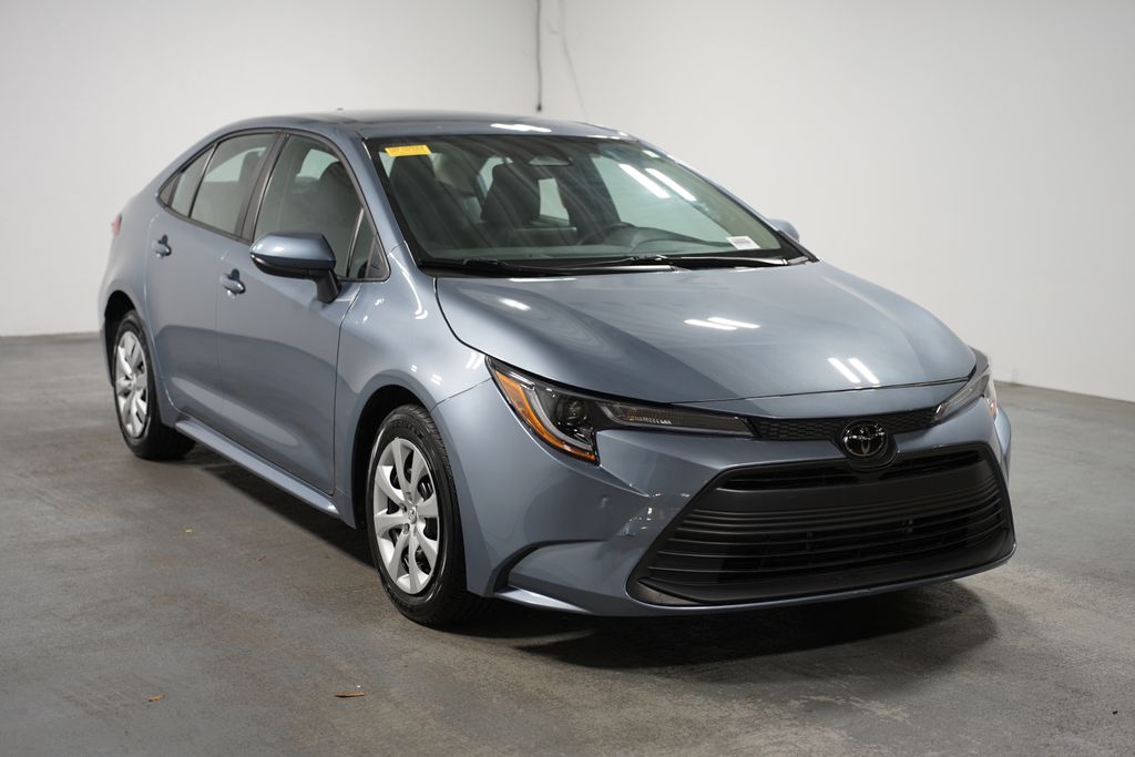 2023 Toyota Corolla LE 3