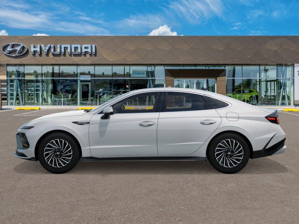 2025 Hyundai Sonata Limited 3