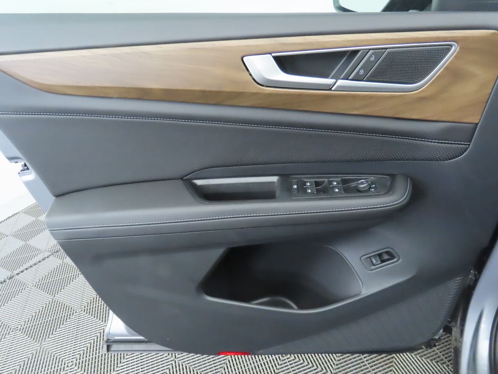 Thumbnail: 2026 Volkswagen Atlas - 25