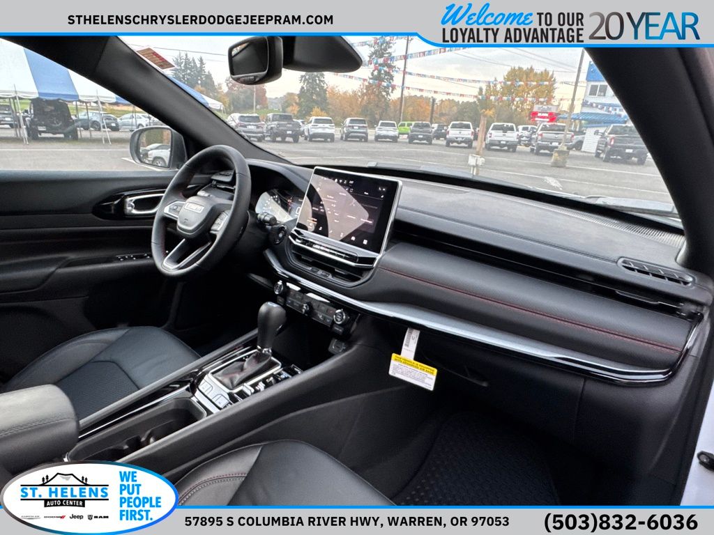 2026 Jeep Compass Trailhawk - Photo 31