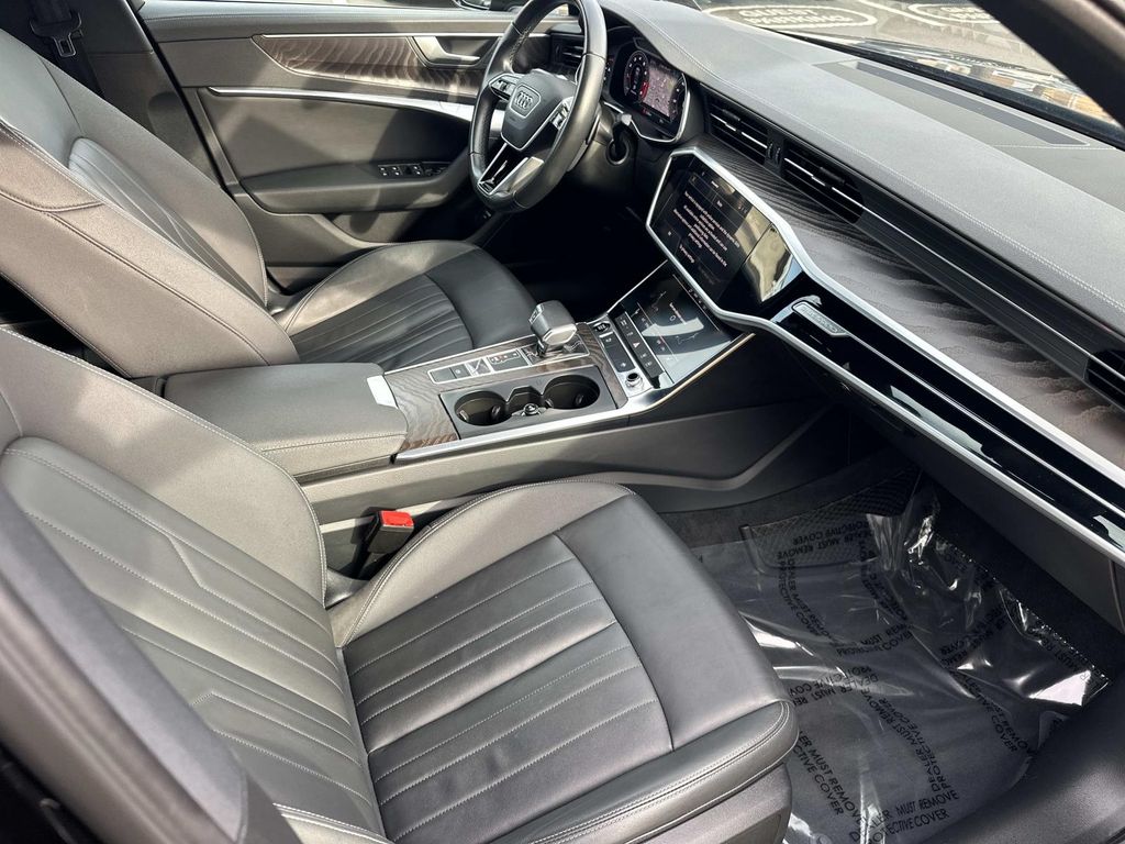 Thumbnail: 2021 Audi A6 - 20