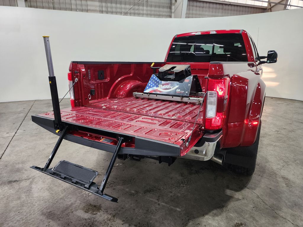 2017 Ford F-350SD Lariat