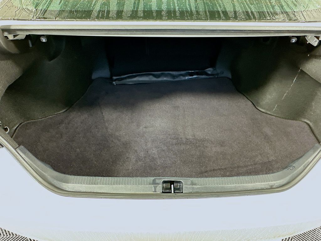 Thumbnail: 2022 Toyota Camry - 24