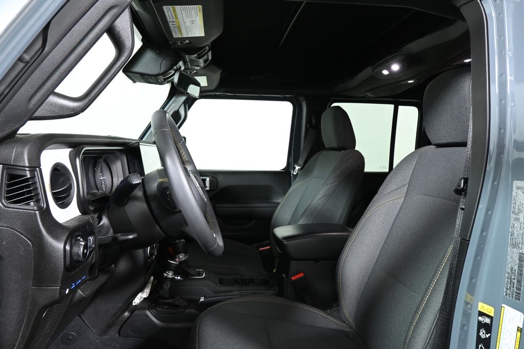 Thumbnail: 2024 Jeep Wrangler - 5