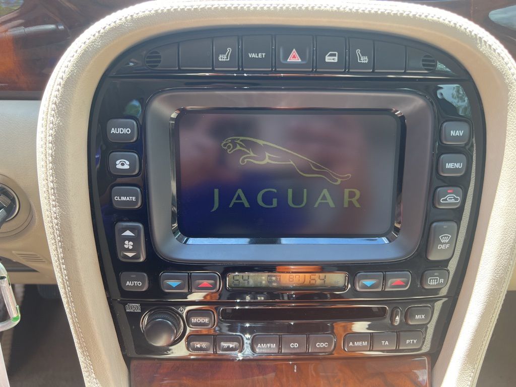 2004 Jaguar XJ-Series XJ8 photo