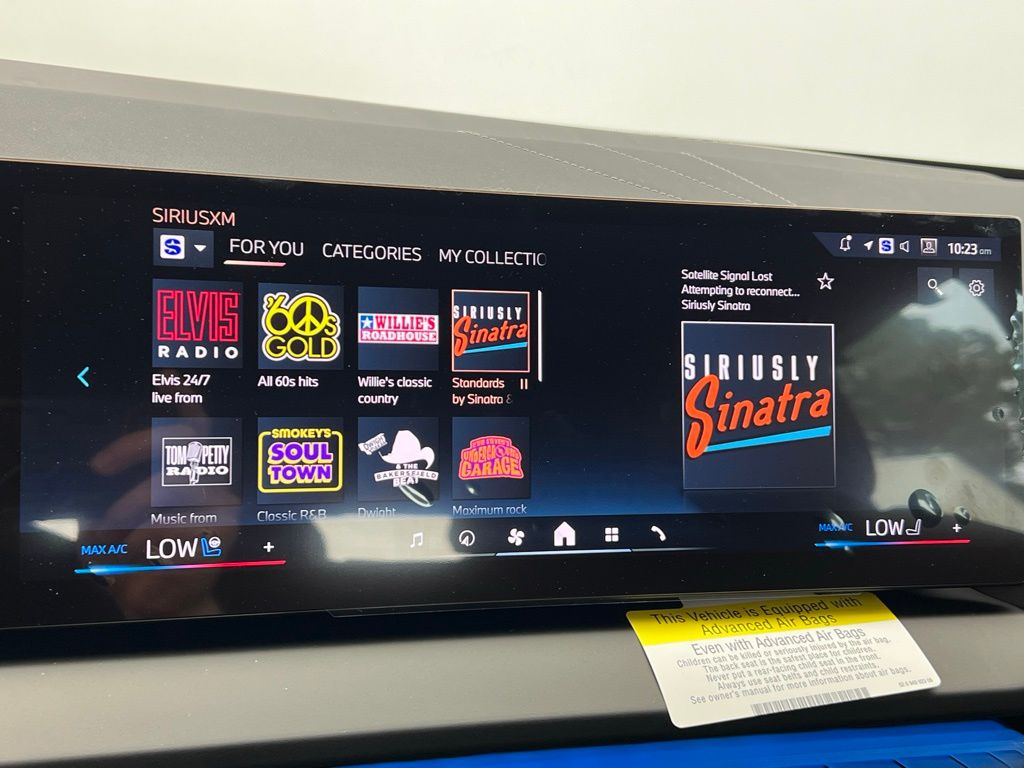 Thumbnail: 2025 BMW X3 - 13