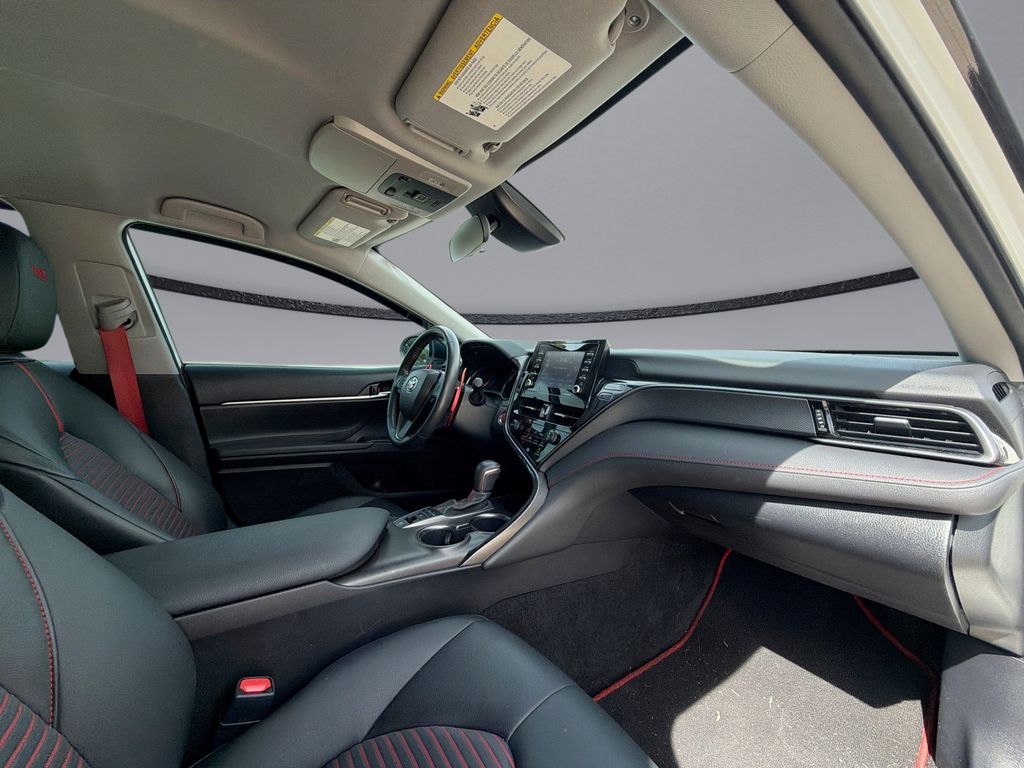 Thumbnail: 2023 Toyota Camry - 15