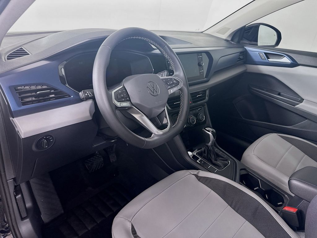 Thumbnail: 2023 Volkswagen Taos - 9