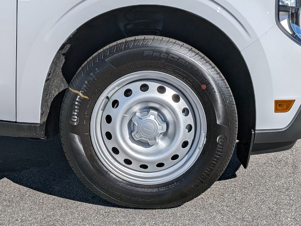 2025 Ford Maverick XL