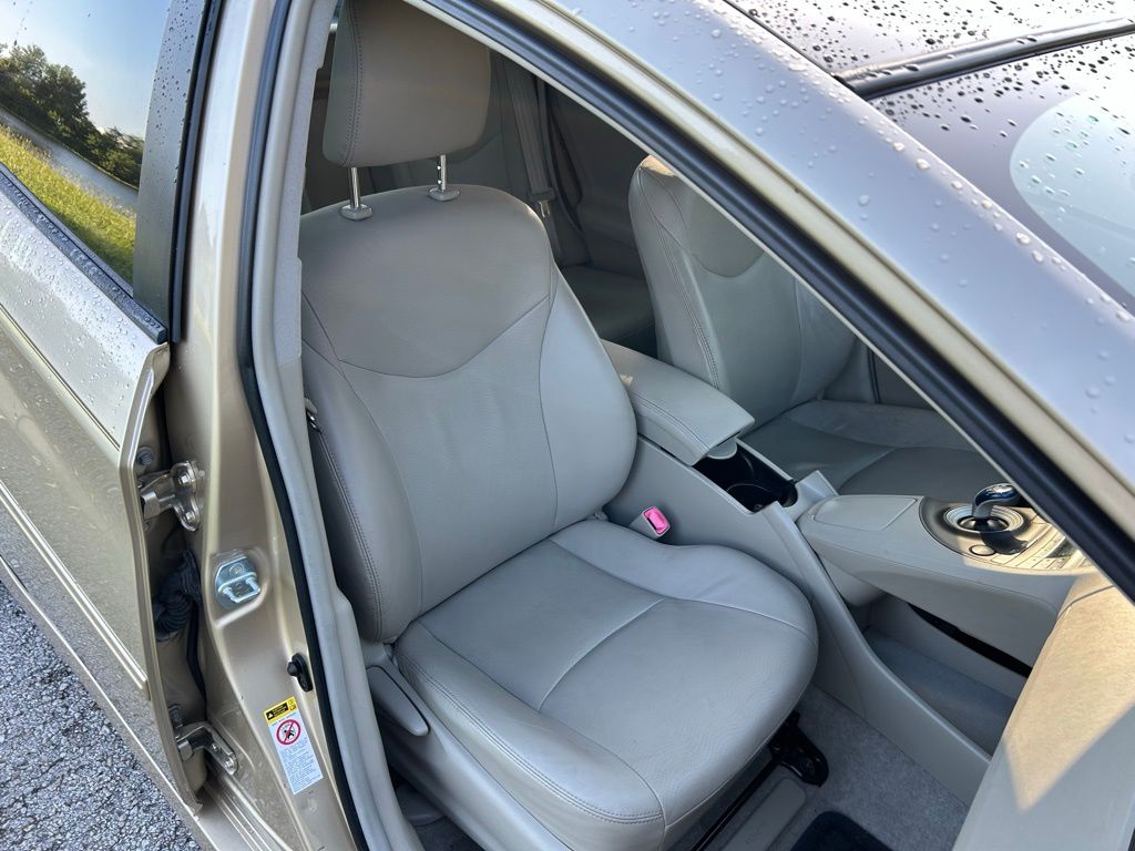 Thumbnail: 2010 Toyota Prius - 15